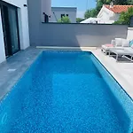 Spanic Haus Mit Pool Tatil Evi