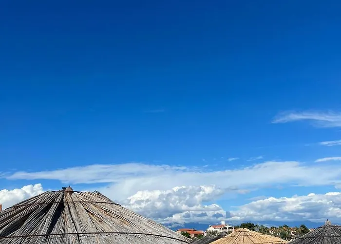 Vikendica Spanic Haus Mit Pool