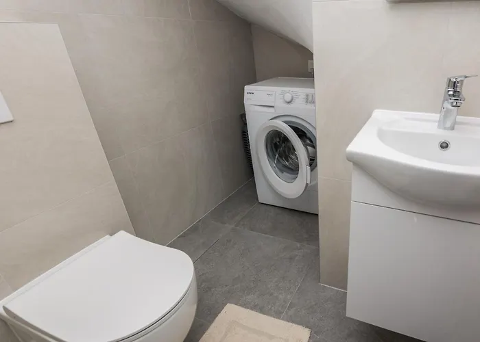 Spanic Haus Mit Pool