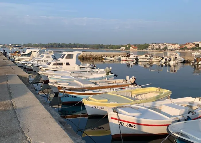 Vikendica Spanic Haus Mit Pool Vir