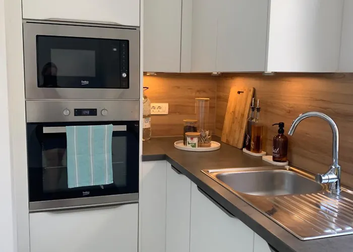 Spanic Haus Mit Pool * Vir